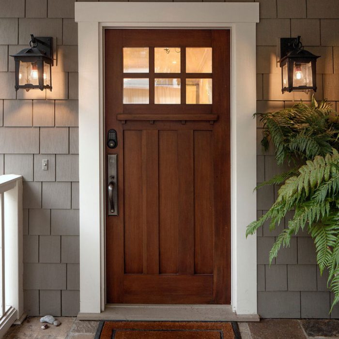 How to choose an exterior door