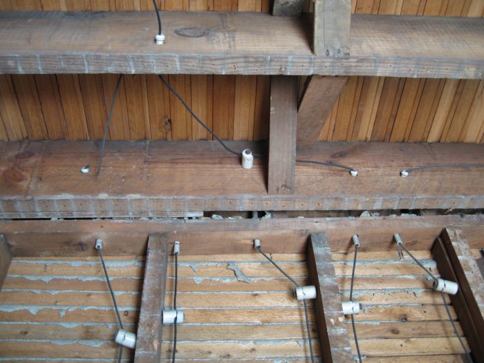 knob and tube wiring in an old house